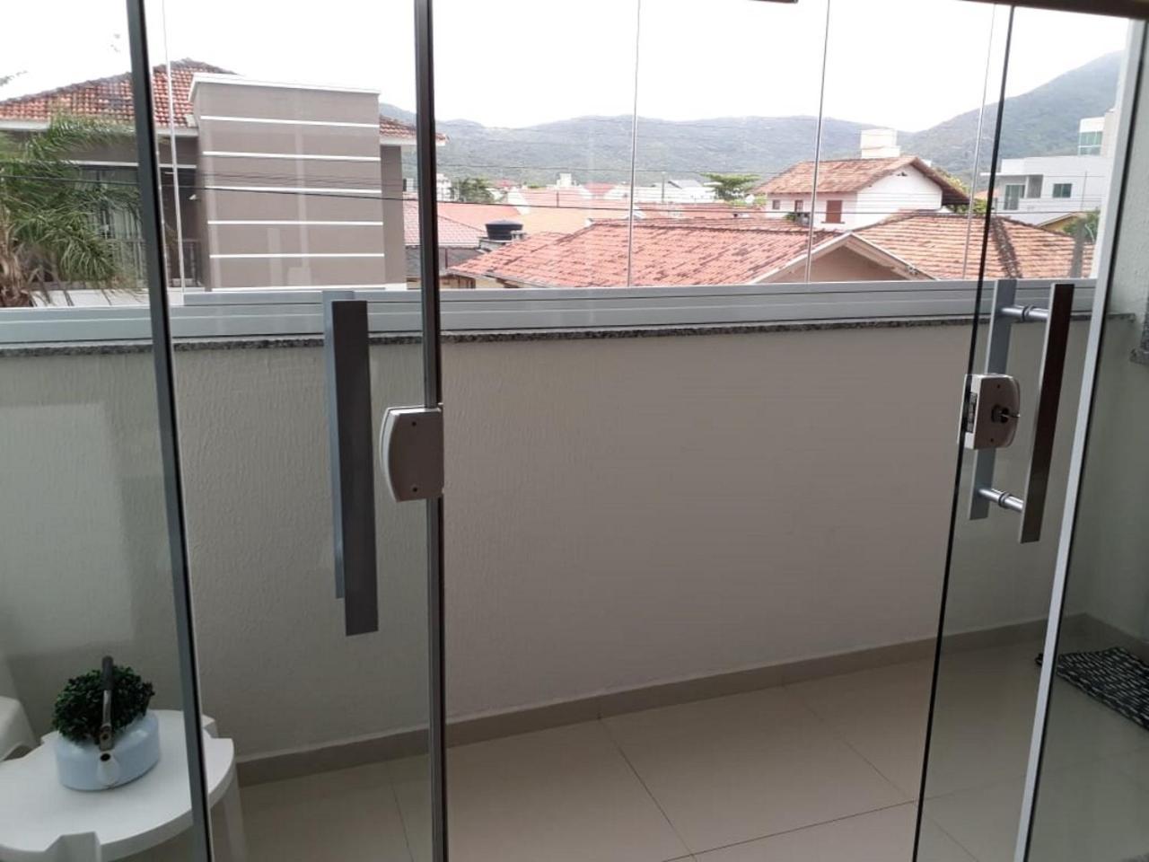 Lindo Apartamento 3 Dorm A 100M Da Praia De Pereque Порто Бело Екстериор снимка